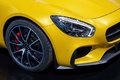 Mercedes AMG GT S jaune jante