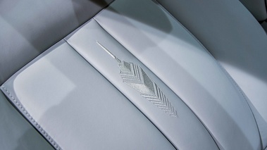 Rolls Royce Phantom Series II Metropolitan Collection logo siège 