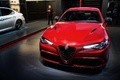 Mondial de l'Automobile de Paris 2016 - Alfa Romeo Giulia QV rouge face avant