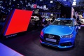 Mondial de l'Automobile de Paris 2016 - Audi RS6 Performance bleu face avant