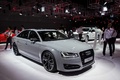 Mondial de l'Automobile de paris 2016 - Audi S8 Plus gris 3/4 avant droit