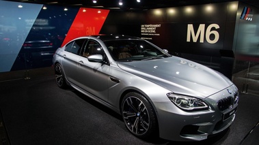 Mondial de l'Automobile de Paris 2016 - BWM M6 Gran Coupé gris 3/4 avant droit