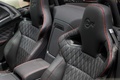 Mondial de l'Automobile de Paris 2016 - Jaguar F-Type Roadster SVR noir sièges