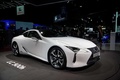 Mondial de l'Automobile de Paris 2016 - Lexus LC500h blanc 3/4 avant droit