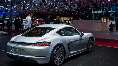 Mondial de l'Automobile de Paris 2016 - Porsche 718 Cayman S gris 3/4 arrière droit