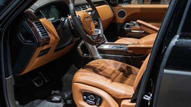 Mondial de l'Automobile de Paris 2016 - Range Rover L SV Autobiography noir/anthracite intérieur