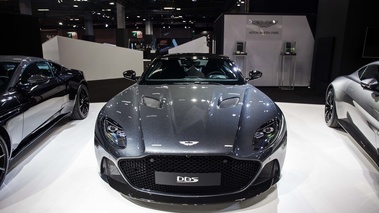 Mondial de l'Automobile de Paris 2018 - Aston Martin DBS anthracite face avant