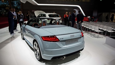 Mondial de l'Automobile de Paris 2018 - Audi TT 20th Anniversary anthracite 3/4 arrière gauche