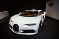 Mondial de l'Automobile de Paris 2018 - Bugatti Chiron SkyView blanc 3/4 avant gauche