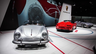 Mondial de l'Automobile de Paris 2018 - Porsche 356 Speedster gris face avant