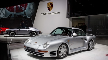 Mondial de l'Automobile de Paris 2018 - Porsche 959 gris 3/4 avant gauche