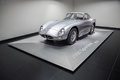 Museo Alfa Romeo - 2000 Sportiva gris 3/4 avant gauche