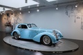 Museo Alfa Romeo - 8C 2900B Lungo bleu 3/4 avant droit