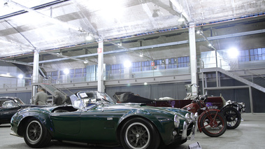 Vente Bonhams - AC Cobra 427 vert 3/4 avant droit