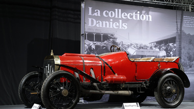 Vente Bonhams - ancienne rouge 3/4 avant gauche