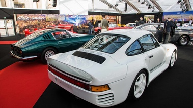 RM Auctions - Paris 2017 - Porsche 959 S blanc 3/4 arrière droit