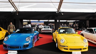 RM Auctions - Paris 2017 - Porsche 997 Speedster bleu face avant