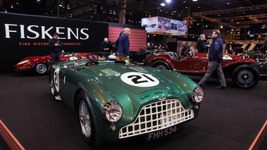 Rétromobile 2017 - Aston Martin DB3 vert 3/4 avant droit