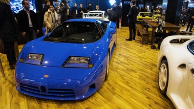 Rétromobile 2017 - Bugatti EB110 bleu face avant