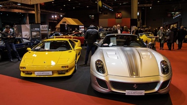 Rétromobile 2017 - Ferrari 599 GTO gris & Lamborghini Diablo VT jaune 