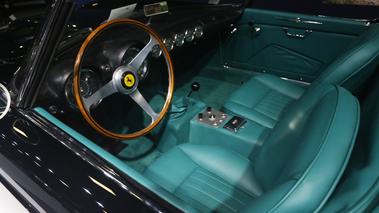 ArtCurial - Paris 2018 - Ferrari 250 GT Cabriolet Série 1 Pininfarina noir intérieur