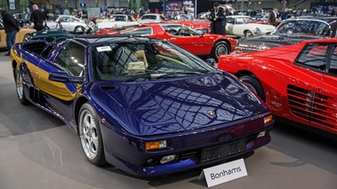 Bonhams - Paris 2018 - Lamborghini Diablo VT Roadster violet 3/4 avant droit