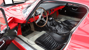 RM Auctions - Paris 2018 - Iso Grifo A3/C rouge intérieur