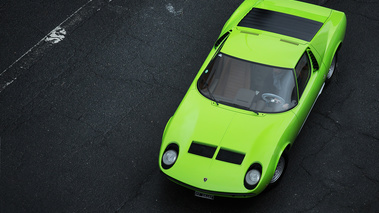 Rétromobile 2018 - Lamborghini Miura LP400 vert 3/4 avant gauche vue de haut