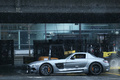 Rétromobile 2018 - Mercedes SLS AMG Black Series anthracite profil