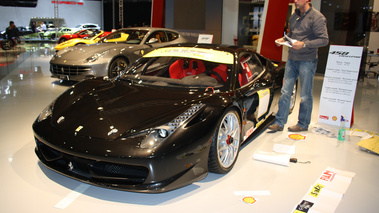 Salon de Bruxelles 2012 - Ferrari 458 Stradale