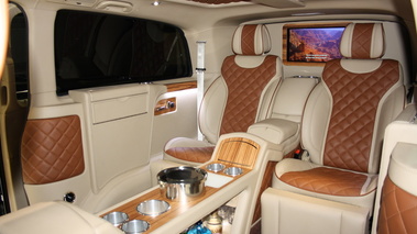 AMV Luxury Van - Intérieur beige
