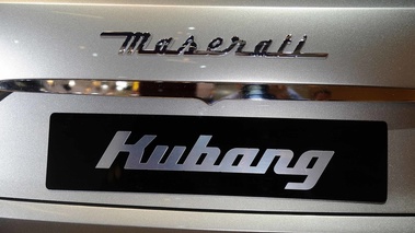 Salon de Francfort IAA 2011 - Maserati Kubang logo coffre