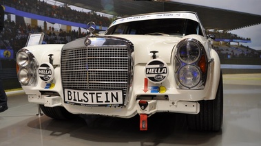 Mercedes 600 race, blanc, face