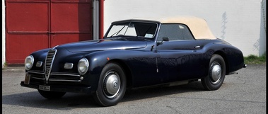 Alfa Romeo 6C  cabrio Pininfarina, noire, 3-4 avg