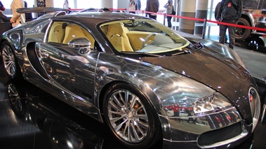 Top Marques Monaco 2012 - Bugatti Veyron Pur Sang 3/4 avant droit