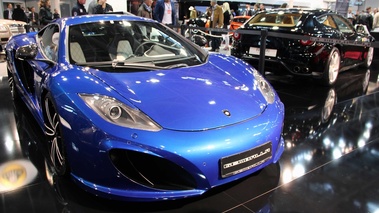 Top Marques Monaco 2012 - Gemballa MP4-12C bleu 3/4 avant droit