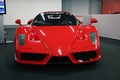 Ferrari Enzo rouge face avant