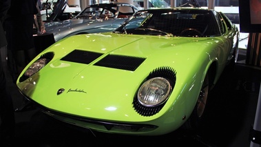 Lamborghini Miura SV vert 3/4 avant gauche