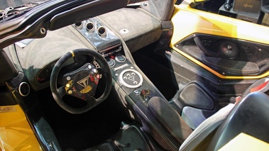 TS 600 jaune intérieur