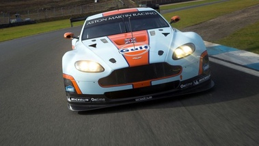 Aston Martin V8 vantage GTE face