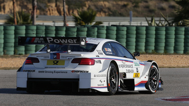 BMW M3 DTM blanc 3/4 arrière droit