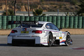 BMW M3 DTM blanc 3/4 arrière droit