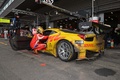 Ferrari 458 GT3 jaune 3/4 arrière gauche porte ouverte
