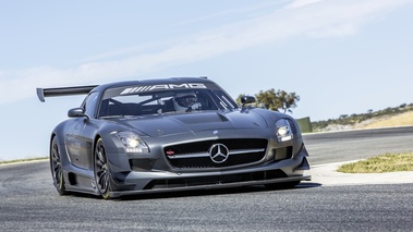 Mercedes SLS AMG GT3 45th Anniversary 3/4 avant droit