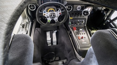 Mercedes SLS AMG GT3 45th Anniversary vue intérieur