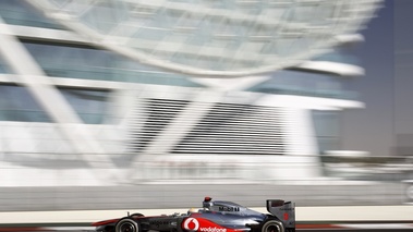 Abou Dabi 2011 McLaren profil