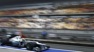 Chine 2012 Mercedes pit lane