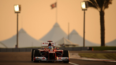 F1 GP Abou Dabi 2012 Ferrari