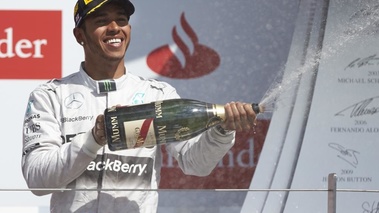 F1 GP Angleterre 2014 Mercedes Hamilton podium