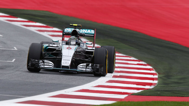 F1 GP Autriche 2015 Mercedes Rosberg virage